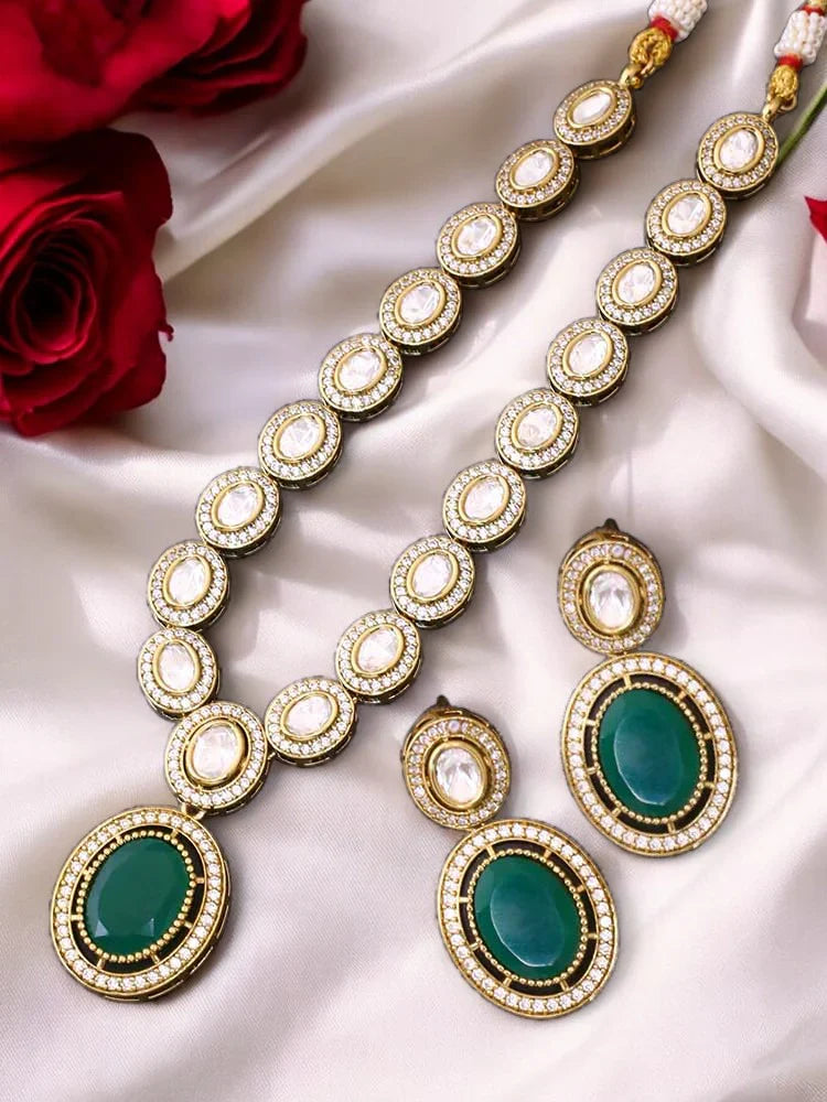 Emerald Indie Victorian Jewellery Set - New Arrival