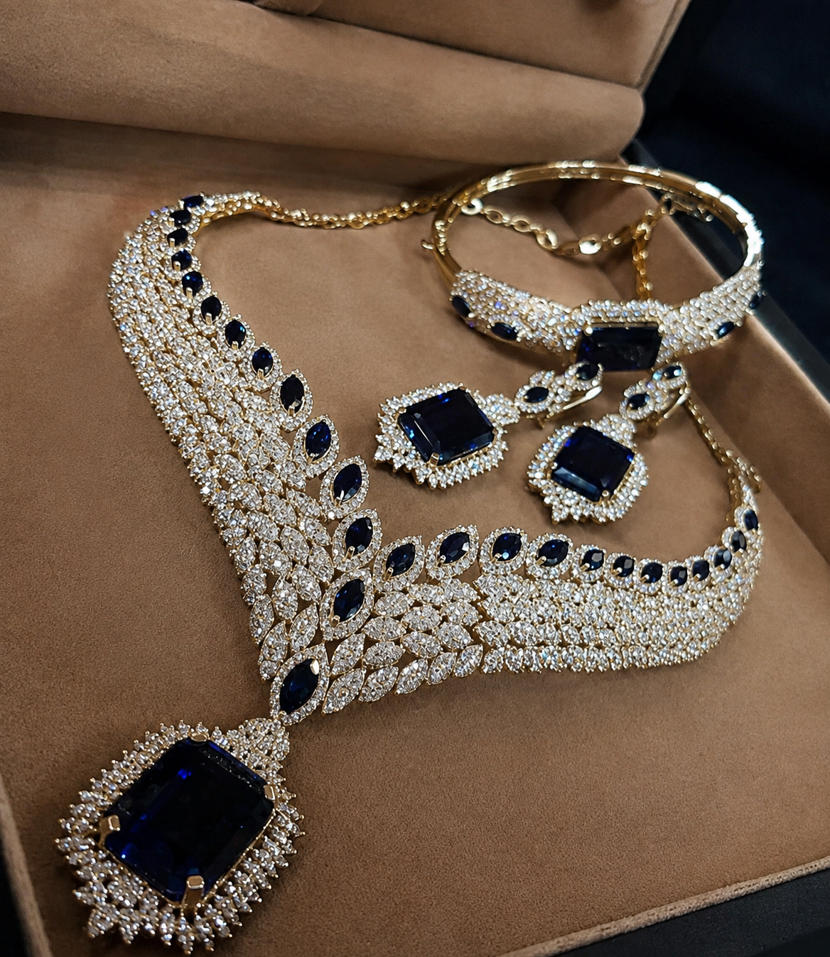 Diamond Look and Shine Ring And Necklace set